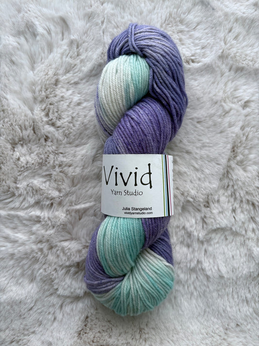 *DESTASH vivid yarn studio // pandora // dk